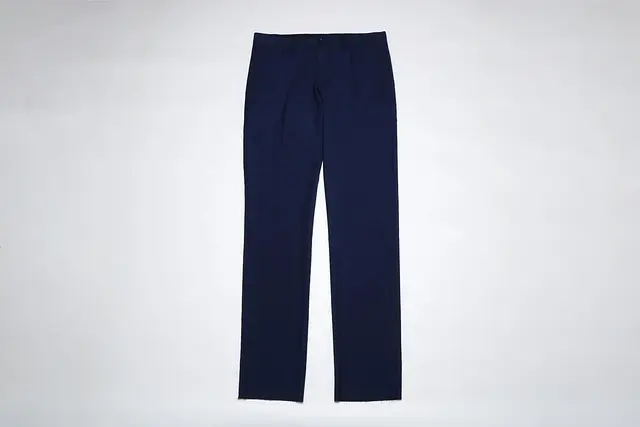 Comment choisir le bon pantalon pour votre silhouette masculine