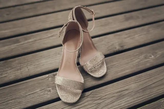 Comment choisir le bon costume pour un mariage : astuces clés