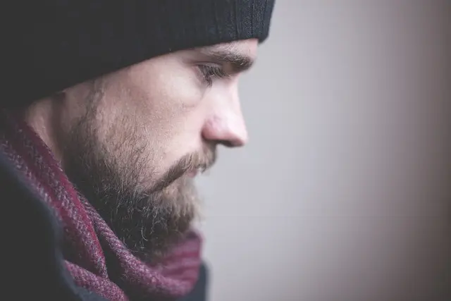 10 accessoires indispensables pour un look masculin réussi