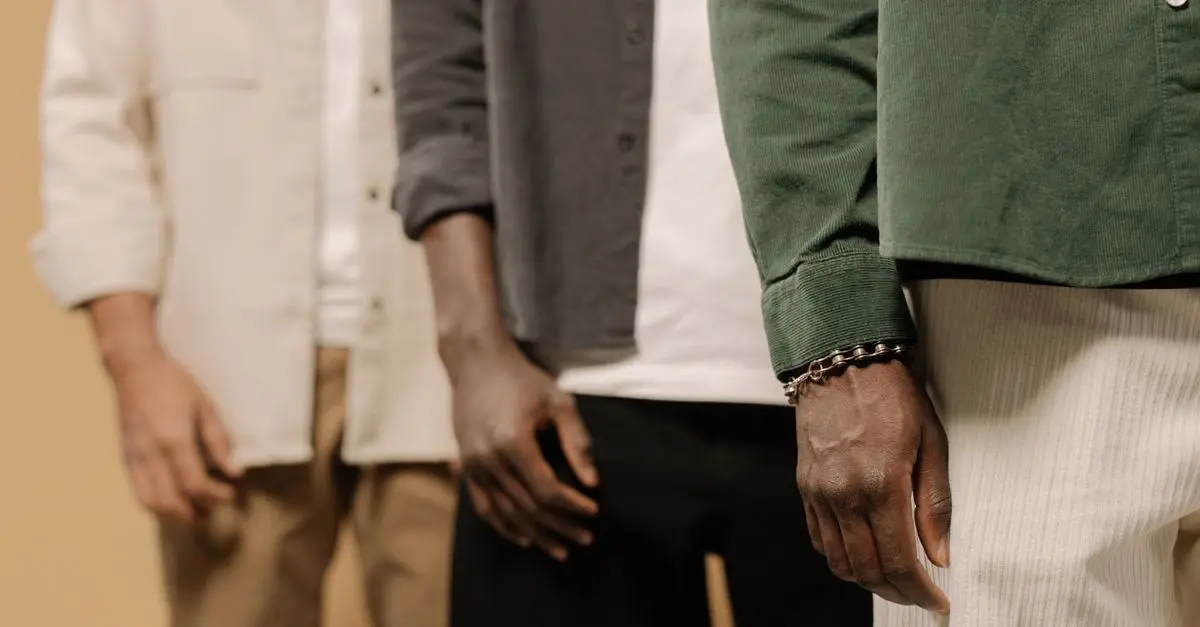 Les essentiels de la mode masculine pour chaque saison