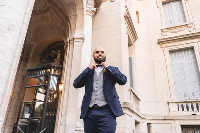 Comment choisir le bon costume d'été pour homme