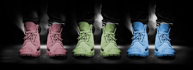 Comment intégrer des couleurs vives dans votre style masculin