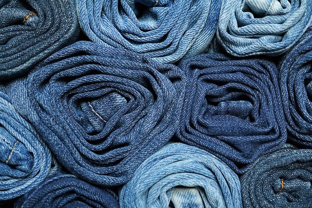 10 Must-Have de la Mode Masculine à Avoir dans Sa Garde-Robe
