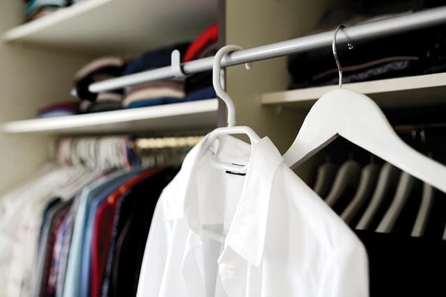 Comment bien choisir ses couleurs pour un look masculin réussi